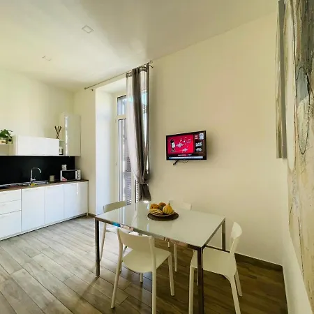 Dimora Apartamento Nápoles